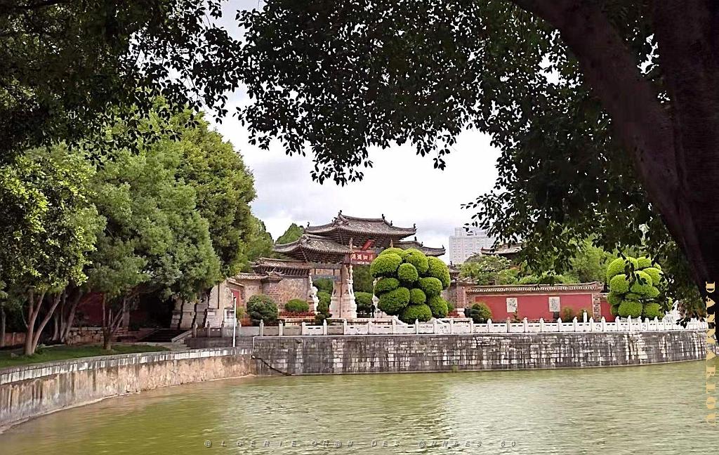 JIUNSHUI TEMPLE DE CONFUCIUS (32).jpg